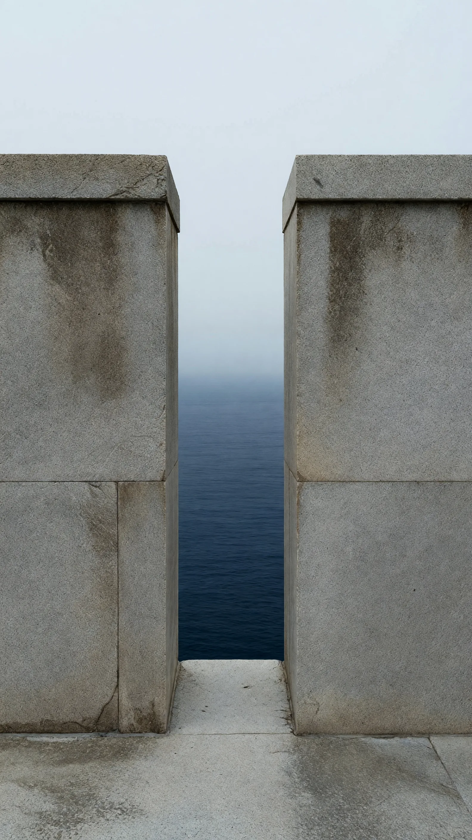 Horizon Through Slit Wall